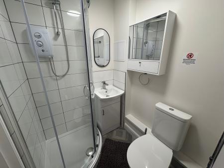 1 bedroom House of Multiple Occupation to let in Chepstow Road, Oakley Vale, Corby, NN18