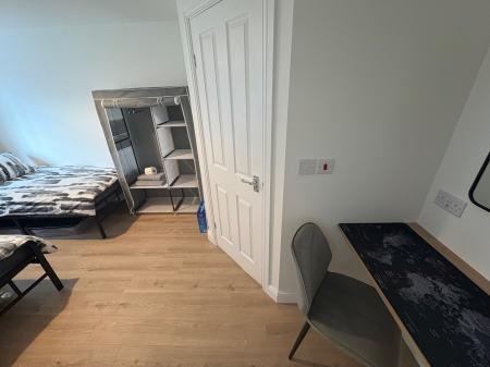 1 bedroom House of Multiple Occupation to let in Chepstow Road, Oakley Vale, Corby, NN18