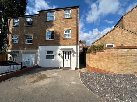 Chepstow Road, Oakley Vale, Corby, NN18