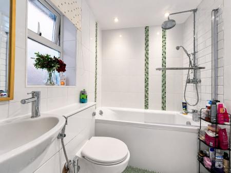 4 bedroom Detached house for sale in Dalby Close, Kettering, NN16