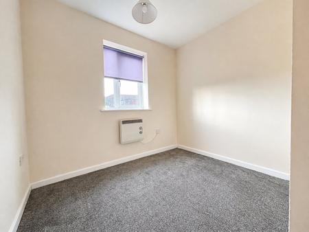 2 bedroom Flat for sale in Langdale Grove, Corby, NN17