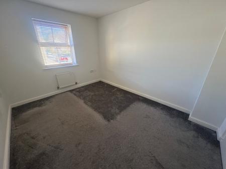 4 bedroom Terraced House to let in Newbury Close, Oakley Vale, Corby, NN18