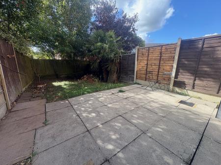 4 bedroom Terraced House to let in Newbury Close, Oakley Vale, Corby, NN18