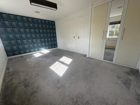 4 bedroom Terraced House to let in Newbury Close, Oakley Vale, Corby, NN18