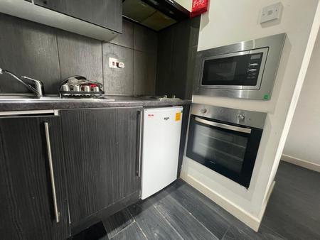 1 bedroom Studio flat to let in Brays Lane, Coventry, CV2