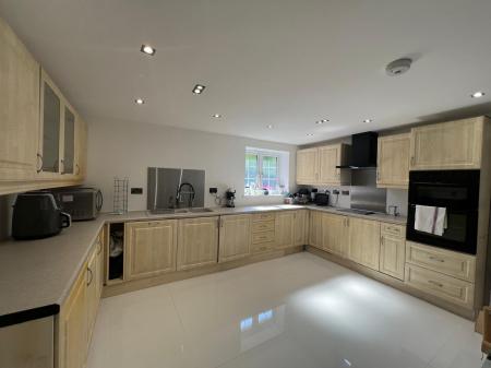 1 bedroom Semi-detached house to let in Cryfield Heights, Coventry, CV4