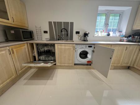 1 bedroom Semi-detached house to let in Cryfield Heights, Coventry, CV4