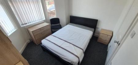 1 bedroom House share to let in Earlsdon Avenue North, Coventry, CV5