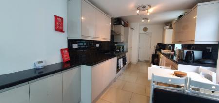 1 bedroom House share to let in Earlsdon Avenue North, Coventry, CV5