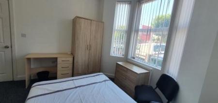 1 bedroom House share to let in Earlsdon Avenue North, Coventry, CV5