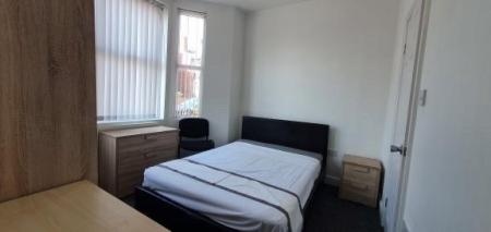 1 bedroom House share to let in Earlsdon Avenue North, Coventry, CV5