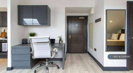 1 bedroom Flat to let in St Columbas Close, Coventry, CV1