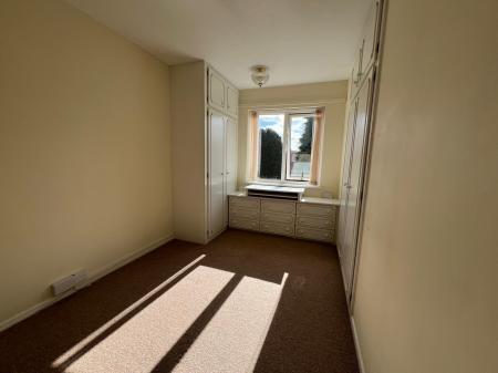 2 bedroom Flat to let in Suffolk Court, Coventry, CV5