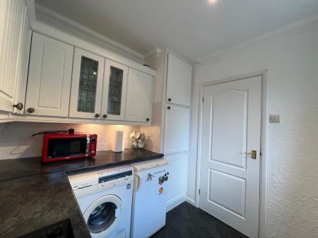 2 bedroom Flat to let in Suffolk Court, Coventry, CV5