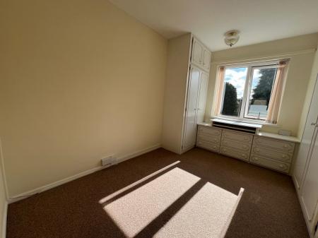 2 bedroom Flat to let in Suffolk Court, Coventry, CV5