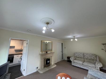 2 bedroom Flat to let in Suffolk Court, Coventry, CV5