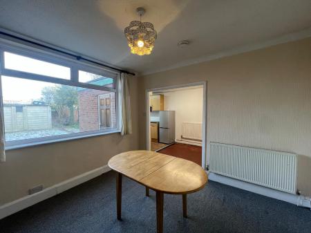 3 bedroom Semi-detached house to let in Tile Hill Lane, Tile Hill, Coventry, CV4