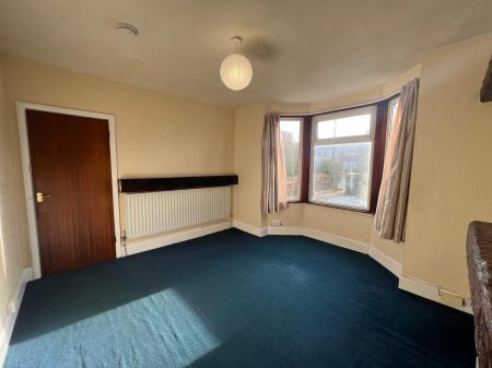 3 bedroom Semi-detached house to let in Tile Hill Lane, Tile Hill, Coventry, CV4