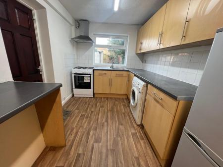 3 bedroom Semi-detached house to let in Tile Hill Lane, Tile Hill, Coventry, CV4