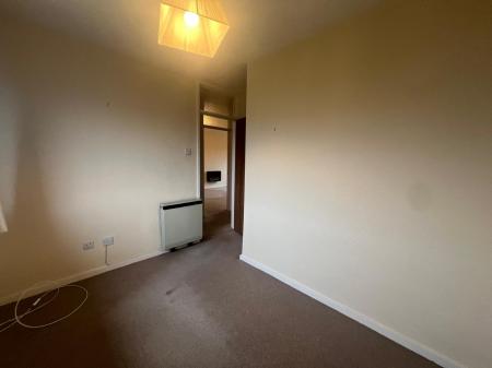 2 bedroom Maisonette to let in Pilling Close, Coventry, CV2
