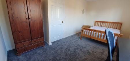 3 bedroom Semi-detached house to let in Gillquart Way, Coventry, CV1