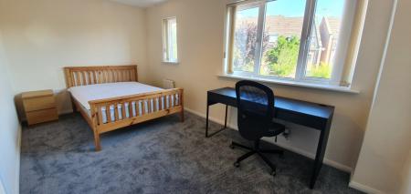 3 bedroom Semi-detached house to let in Gillquart Way, Coventry, CV1