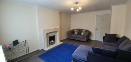 3 bedroom Semi-detached house to let in Gillquart Way, Coventry, CV1