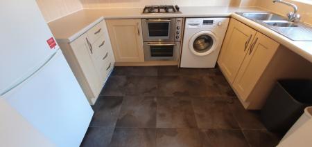 3 bedroom Semi-detached house to let in Gillquart Way, Coventry, CV1