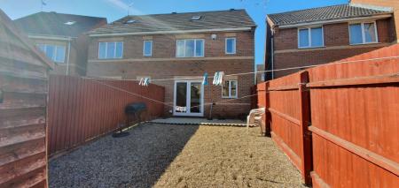 3 bedroom Semi-detached house to let in Gillquart Way, Coventry, CV1
