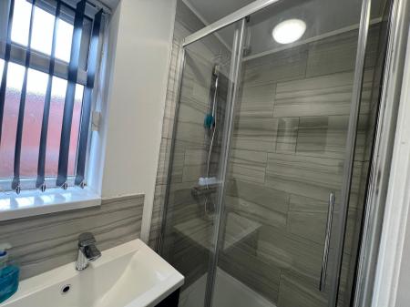 1 bedroom Flat to let in Brighton Street, Coventry, CV2