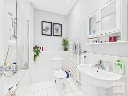 2 bedroom Mews house for sale in Abbey Park Way, Wychwood Village, Crewe, CW2