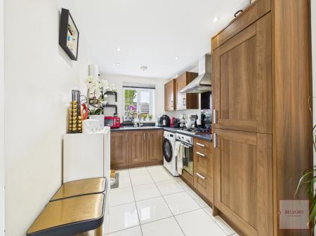 2 bedroom Mews house for sale in Abbey Park Way, Wychwood Village, Crewe, CW2