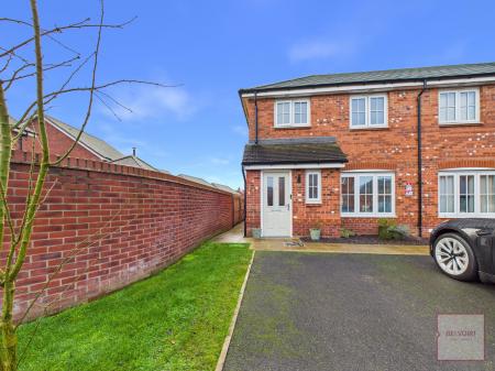 3 bedroom End of terrace house for sale in Mckelvey Way, Audlem, CW3