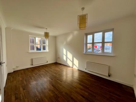 3 bedroom Semi-detached house to let in Golden Hill, Weston, CW2