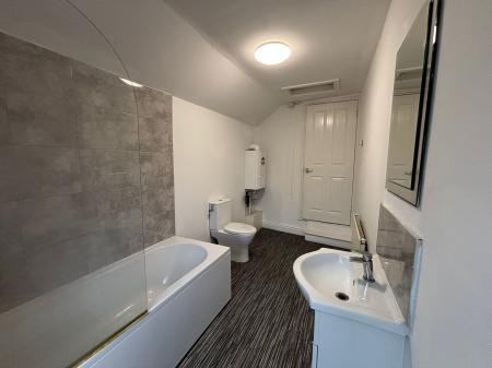 2 bedroom Terraced House to let in Bridle Road, Crewe, CW2