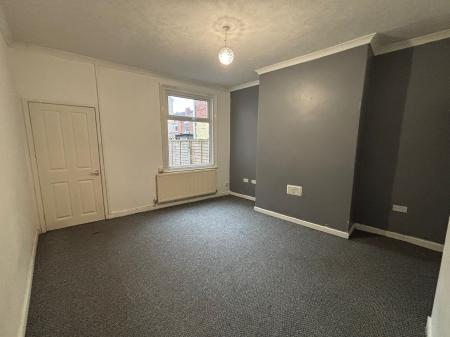 2 bedroom Terraced House to let in Bridle Road, Crewe, CW2