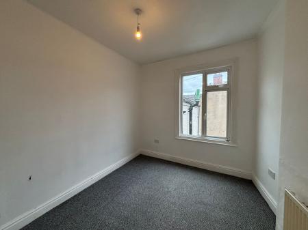 2 bedroom Terraced House to let in Bridle Road, Crewe, CW2