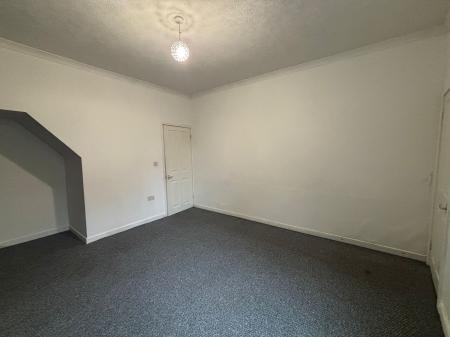 2 bedroom Terraced House to let in Bridle Road, Crewe, CW2