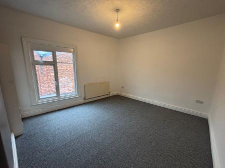 2 bedroom Terraced House to let in Bridle Road, Crewe, CW2