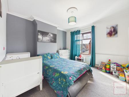 3 bedroom Terraced House for sale in Richmond Road, Crewe, CW1