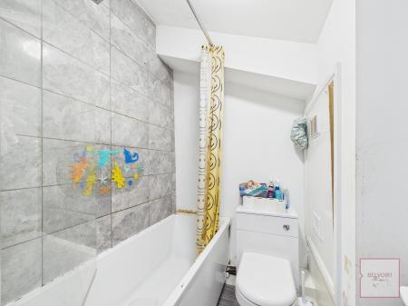 3 bedroom Terraced House for sale in West Street, Crewe, CW1