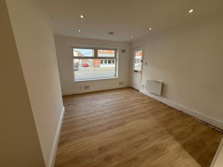 1 bedroom Commercial Property to let in Nantwich Road, Crewe, CW2