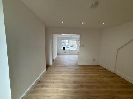 1 bedroom Commercial Property to let in Nantwich Road, Crewe, CW2