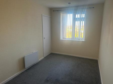 2 bedroom Flat to let in Arderne Ave, Crewe, CW2