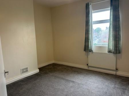 2 bedroom Terraced House to let in Heath Street, Newcastle-Under-Lyme, Stoke-On-Trent, ST5
