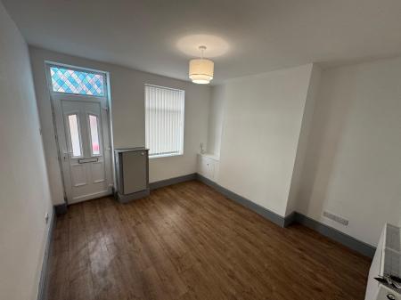 2 bedroom Terraced House to let in York Street, Latchford, Warrington, WA4