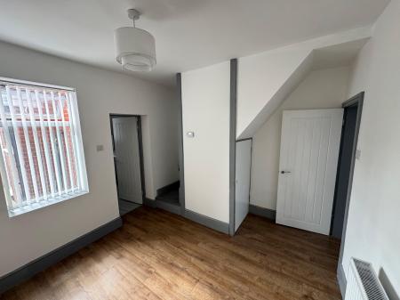 2 bedroom Terraced House to let in York Street, Latchford, Warrington, WA4