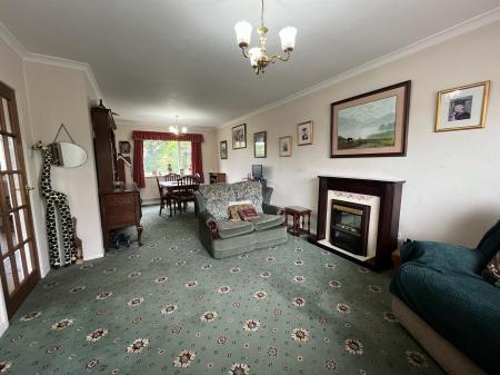 3 bedroom Link detached house to let in Tollgate Drive, Audlem, CW3