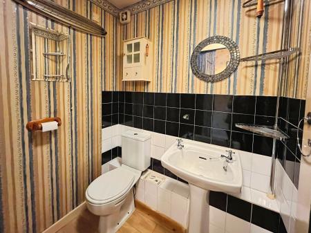 1 bedroom Studio flat to let in Hythe Avenue, Crewe, CW1
