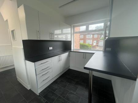 3 bedroom Semi-detached house to let in Newfield Drive, Crewe, CW1